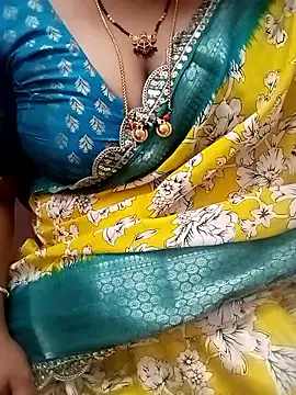 Snapshot of your-sameera chatting on 09/08/25, 03:44 your-sameera online show from 09/08/25, 03:44