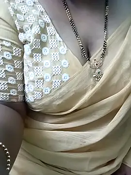 Snapshot of your-sameera chatting on 10/11/25, 04:22 your-sameera online show from 10/11/25, 04:22