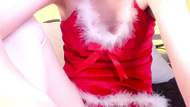 LilianSwall online show from 12/23/24, 02:28