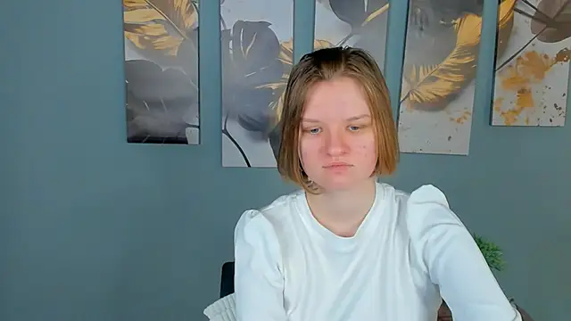 LilianSwall online show from 01/15/26, 02:32