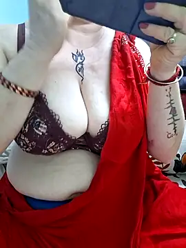 Snapshot of Raja_Ranii chatting on 06/26/26, 12:26 Raja Ranii online show from 06/26/26, 12:26