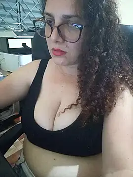 Snapshot of litha_luna chatting on 12/05/24, 07:38 litha luna online show from 12/05/24, 07:38