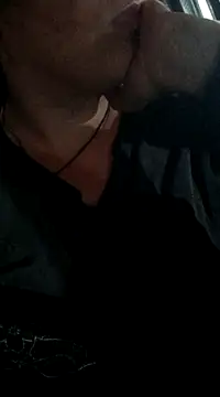 Snapshot of litha_luna chatting on 02/17/25, 10:47 litha luna online show from 02/17/25, 10:47