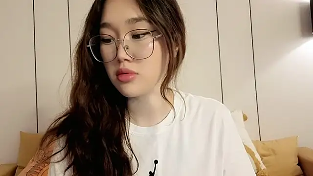 Jennatyan online show from 05/12/26, 03:47
