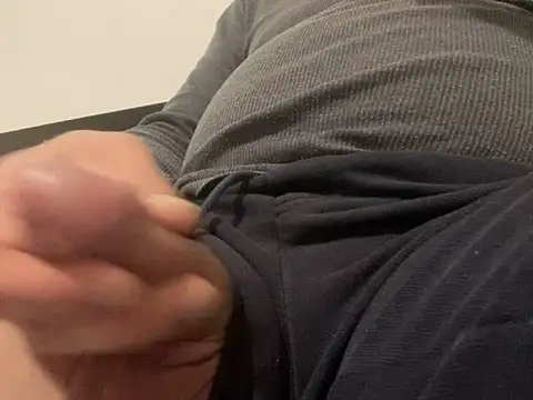 Snapshot of mesetti chatting on 12/05/24, 11:51 mesetti online show from 12/05/24, 11:51