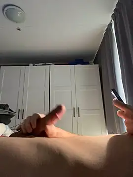 Snapshot of youssef00711 chatting on 12/04/24, 12:58 youssef00711 online show from 12/04/24, 12:58