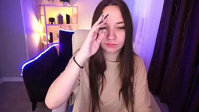 ElysLunar online show from 01/08/25, 07:03