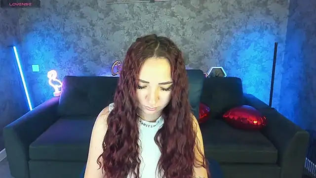 ElysLunar online show from 02/16/26, 06:42