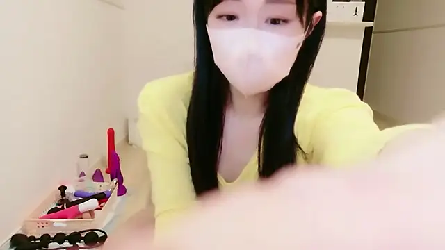 Snapshot of IORio2 chatting on 02/17/26, 06:47 IORio2 online show from 02/17/26, 06:47