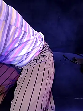 kaveerpooja947 online show from 04/19/26, 05:12