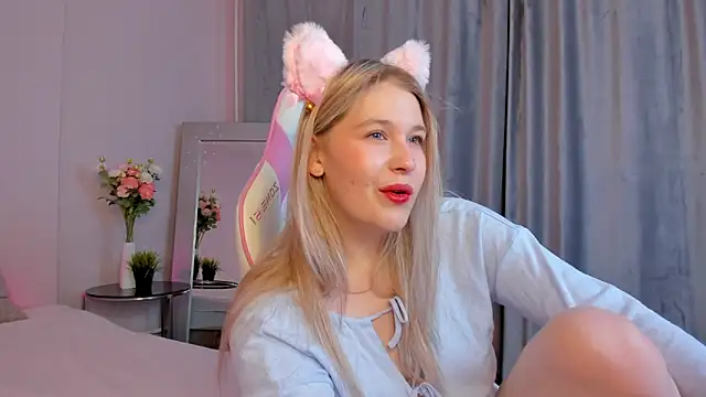 Colleen Blake online show from 02/19/25, 02:55