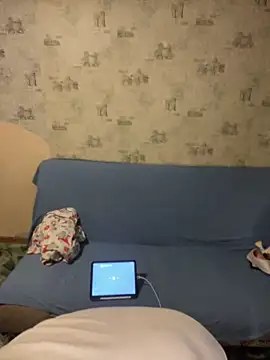 Snapshot of lalallalalaa- chatting on 10/03/25, 02:58 lalallalalaa- online show from 10/03/25, 02:58