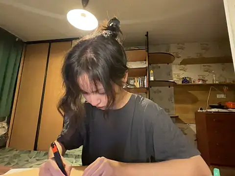 Snapshot of lalallalalaa- chatting on 11/20/25, 01:55 lalallalalaa- online show from 11/20/25, 01:55