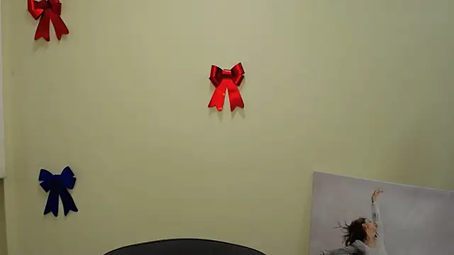  SusieSu  online show from 01/18/25, 07:17