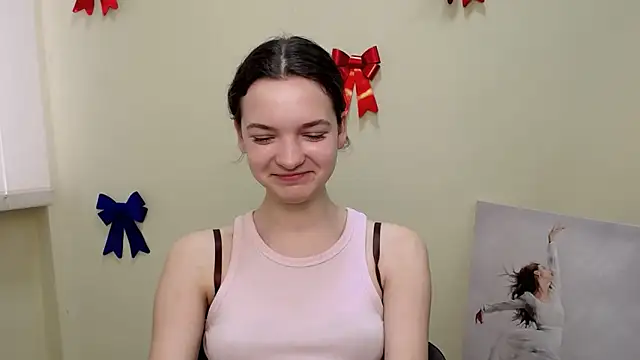  SusieSu  online show from 02/14/25, 10:28