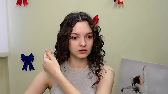  SusieSu  online show from 02/22/25, 07:23