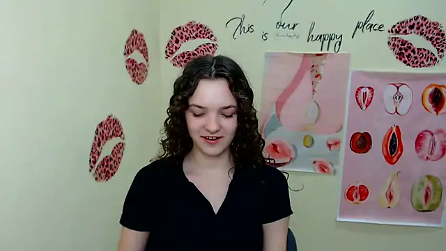  SusieSu  online show from 03/19/25, 01:29