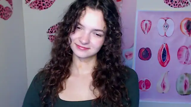  SusieSu  online show from 11/04/25, 07:29