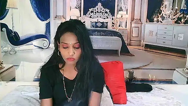 IndianLoveBug online show from 09/19/25, 05:24