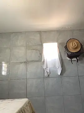 Gabrielleof online show from 11/06/25, 01:12