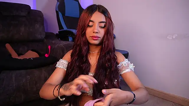 Snapshot of Tiffany_sander chatting on 10/02/25, 04:08 Tiffany sander online show from 10/02/25, 04:08