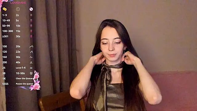 EvaBradley online show from 10/14/25, 06:31