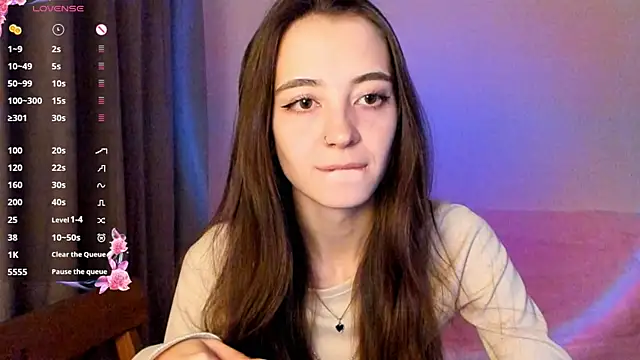 EvaBradley online show from 10/18/25, 06:41