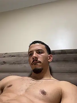 Snapshot of pteno1 chatting on 12/11/24, 12:23 pteno1 online show from 12/11/24, 12:23