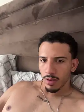 Snapshot of pteno1 chatting on 01/04/25, 12:16 pteno1 online show from 01/04/25, 12:16