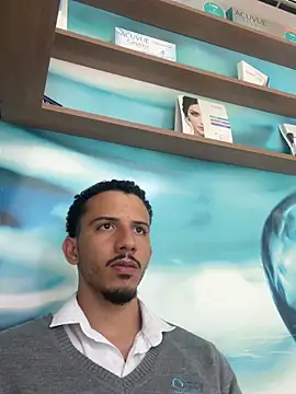 Snapshot of pteno1 chatting on 01/08/25, 07:34 pteno1 online show from 01/08/25, 07:34