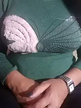 Anamika Kapoor online show from 02/21/25, 07:54