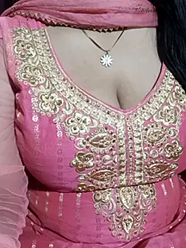 Anamika Kapoor online show from 03/12/25, 07:28