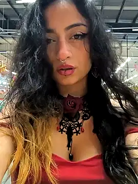 Lila Desiree online show from 02/18/25, 12:48