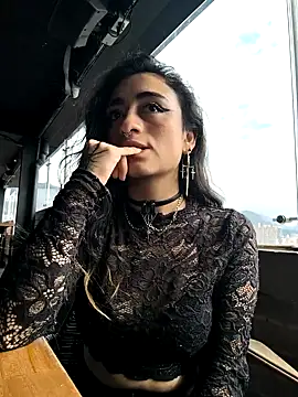 Lila Desiree online show from 09/15/25, 08:20