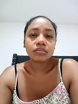 Snapshot of Kamila-Kane chatting on 01/22/25, 08:38 Kamila-Kane online show from 01/22/25, 08:38