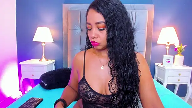 Snapshot of Kamila-Kane chatting on 02/28/25, 07:46 Kamila-Kane online show from 02/28/25, 07:46