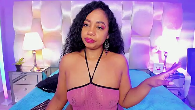 Snapshot of Kamila-Kane chatting on 03/21/25, 11:12 Kamila-Kane online show from 03/21/25, 11:12