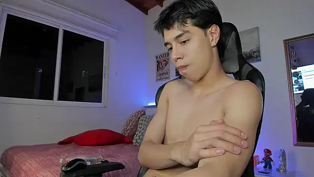 facebaby1 online show from 12/20/24, 03:47