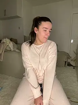 maisiesmithx online show from 01/08/25, 08:50