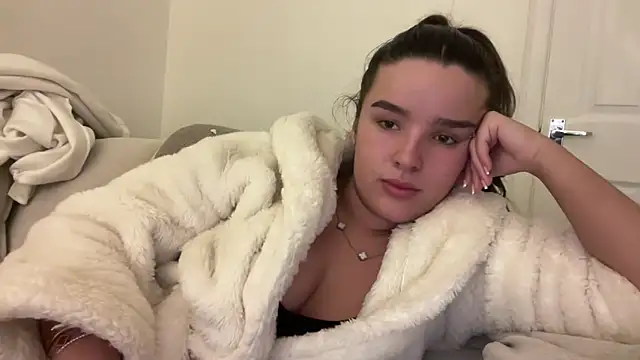 maisiesmithx online show from 02/05/25, 11:28