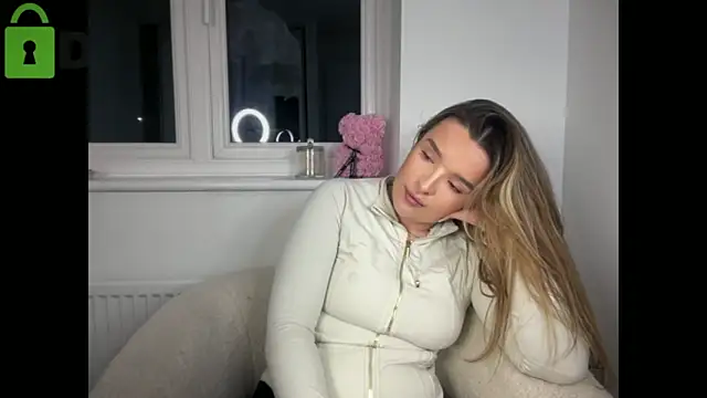 maisiesmithx online show from 02/08/26, 10:02