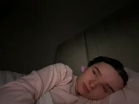 maisiesmithx online show from 02/17/26, 03:25