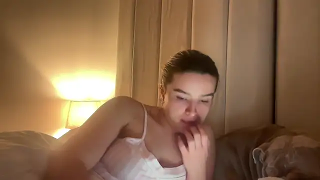 maisiesmithx online show from 03/27/26, 12:05