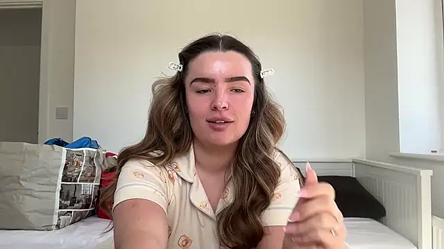 maisiesmithx online show from 04/06/26, 01:56