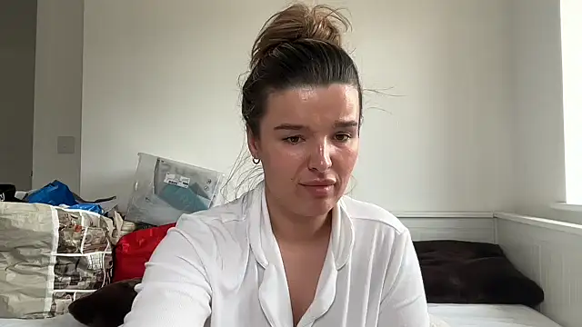 maisiesmithx online show from 04/14/26, 12:11