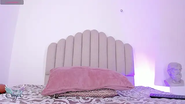 Nikki Angel  online show from 03/16/25, 07:38