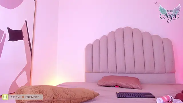 Nikki Angel  online show from 09/26/25, 07:29