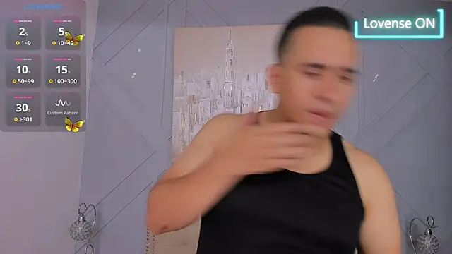 Snapshot of Vale_n_Matt chatting on 09/16/25, 02:34 Vale n Matt online show from 09/16/25, 02:34