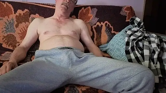 loverboyxxx69 online show from 04/28/26, 03:17