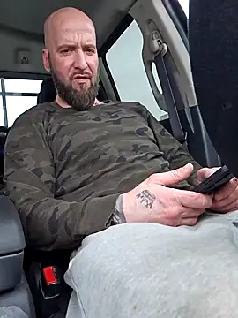 Beardedtattood online show from 02/09/25, 04:50